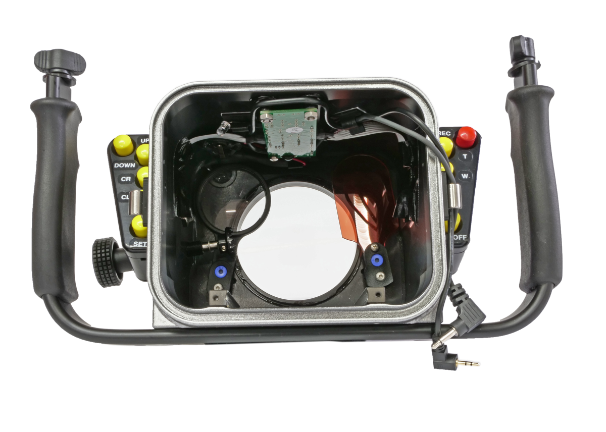 Detailní pohled do pouzdra Sealux HXA25 bez kamery