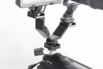 Detail rozdvojky na videokameře Detail rozdvojky na videokameře